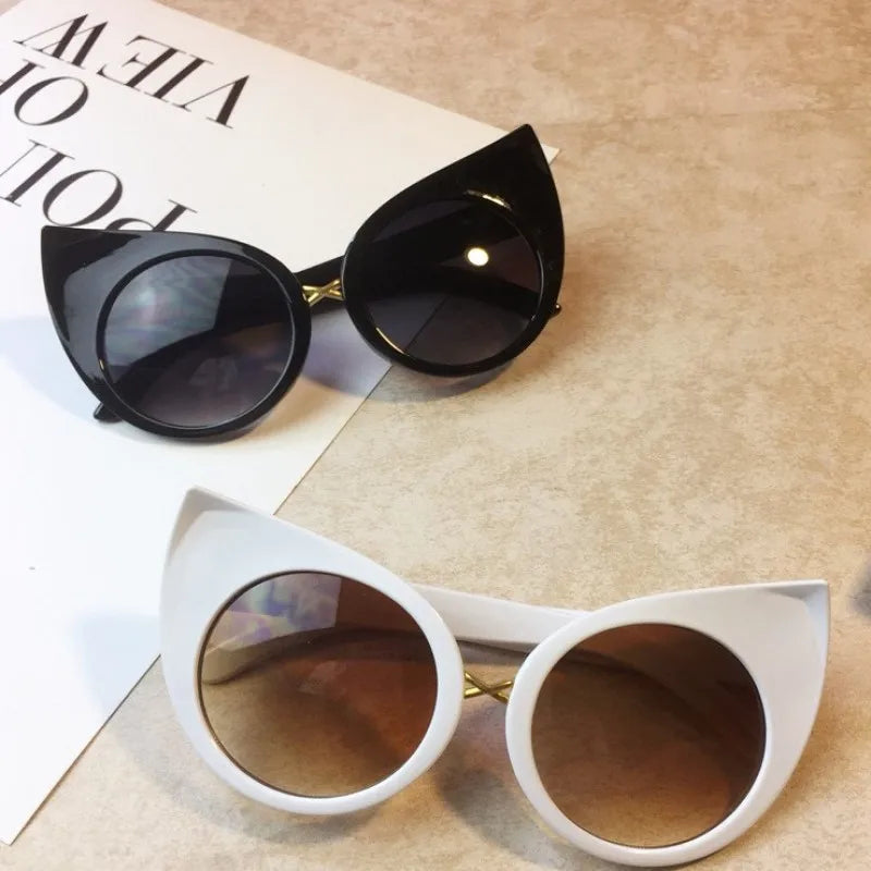 Kat - CatEye Sunglasses Woman Butterfly Oversized Sunglasses