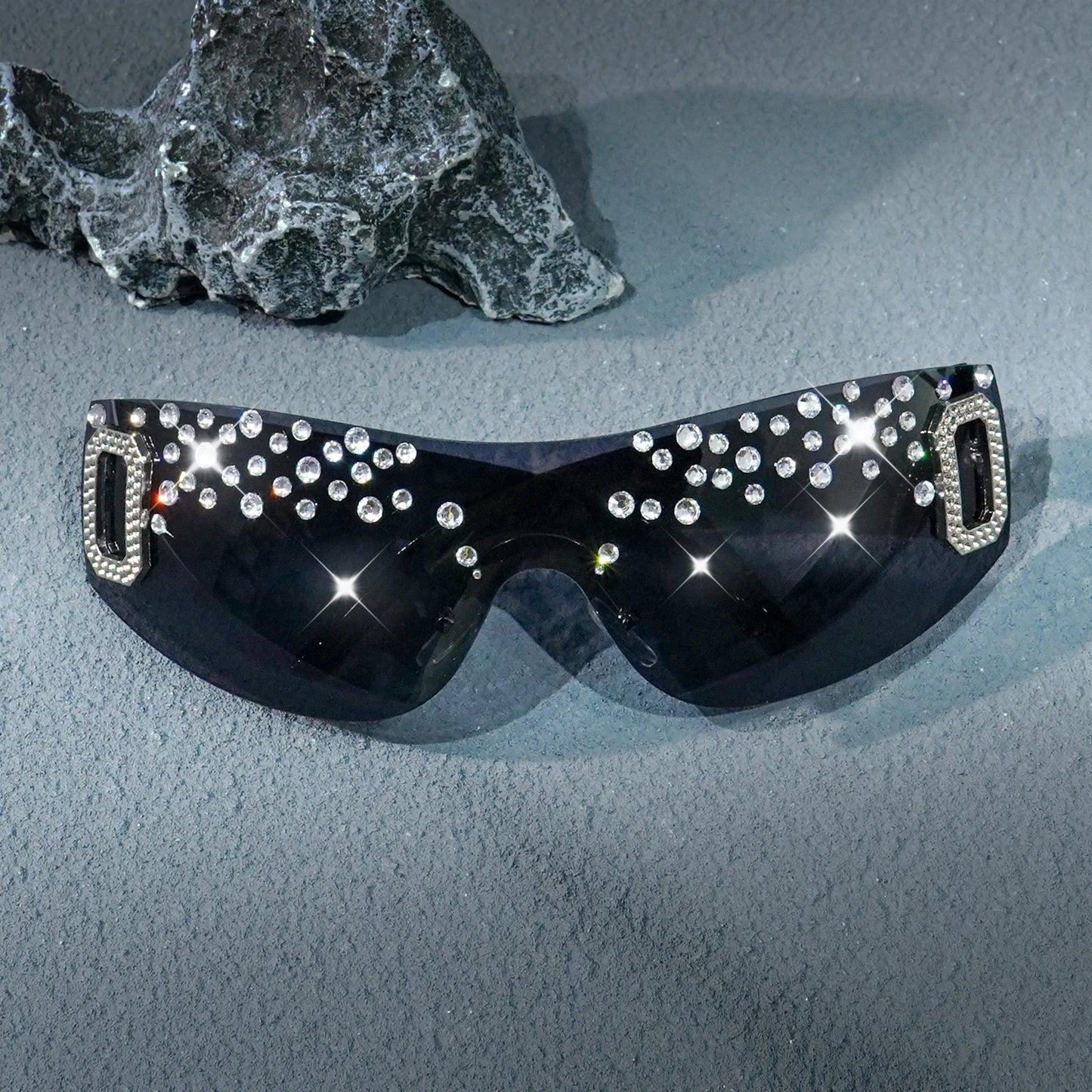 Diva Diana - Rhinestone Designer Fashion Sunglasses