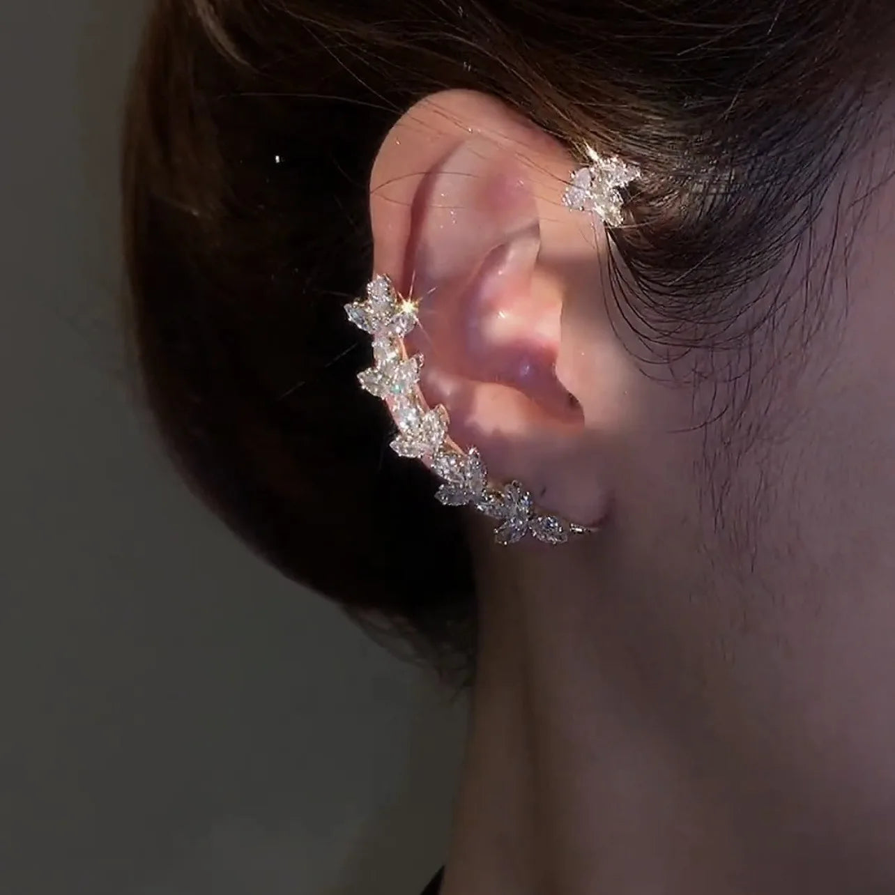 Angel Wings - Rhinestone Arc Ear Hanging Clip Ear Cuff